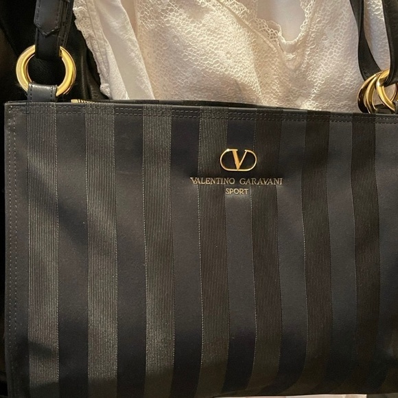 VALENTINO GARAVANI SPORT - Picture 3 of 11